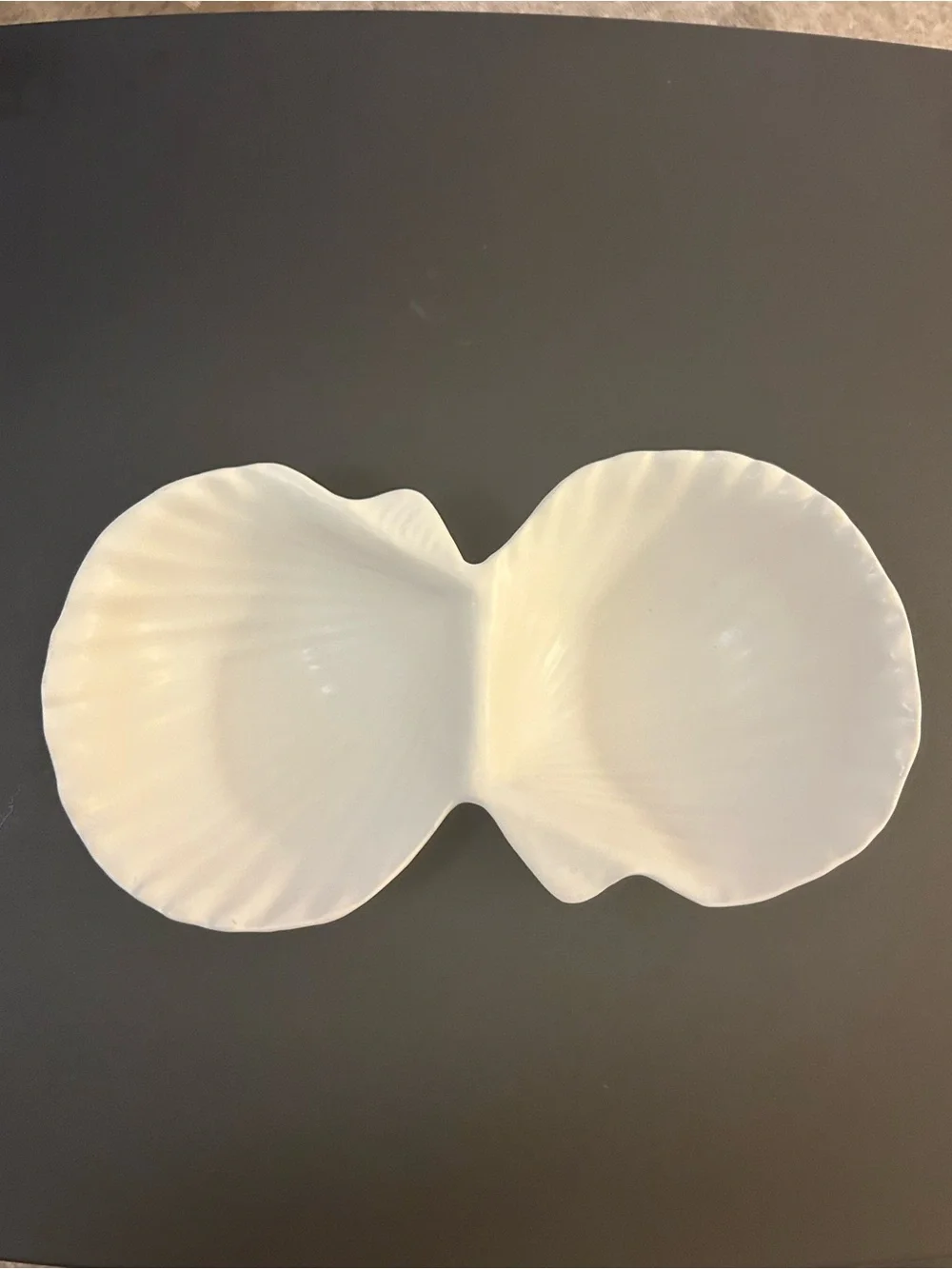 Pottery Barn Divided Nut /Candy Ivory Ceramic Seashell Dish. 10 1/2” EUC